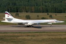 Стратегический бомбардировщик Ту-160