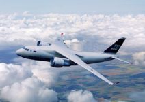 Многоцелевой транспортный самолет Ту-330