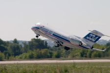 Ближнемагистральный пассажирский самолет Ту-334