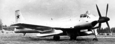 Палубный бомбардировщик-торпедоносец Ту-91 Бычок