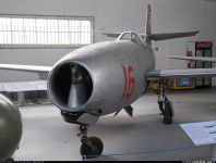Многоцелевой истребитель Як-23