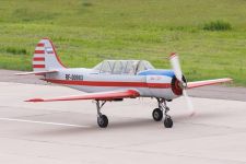 Учебно-тренировочный самолет Як-52