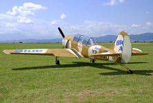 Учебно-тренировочный самолет Як-52