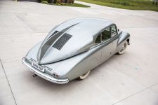 Tatra T87