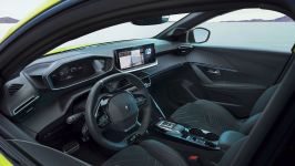 Салон Peugeot 208 (2020 г)