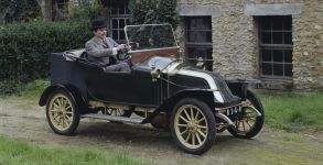 Renault AX