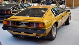 Lotus Esprit S2