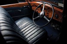 Интерьер Rolls-Royce Phantom III Sedanca deVille by Mulliner 1937 года