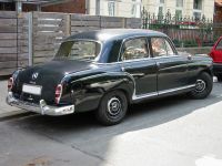 Mercedes-Benz w121
