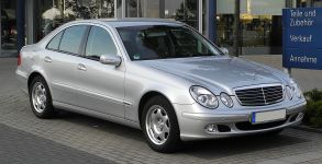 Mercedes-Benz w211