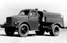 Многоцелевой маслозаправщик МЗ-51М двойного назначения на шасси ГАЗ-51А. 1957 год