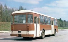 Опытный ЛиАЗ-677М образца 1975 года
