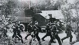 Зенитка на кустарно забронированном ЗиС-5