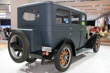 Volvo PV4