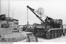 Полугусеничный бронированный тягач Sd.Kfz. 9/1