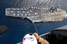 USS&nbsp;Dwight D. Eisenhower (CVN-69)